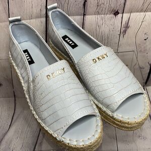 DKNY‎ Peep Toe Mer Espadrille Powder Blue  8 NWOB